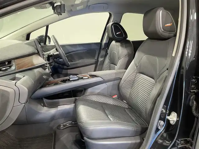 日産 オーラ G レザーエディション 愛知県 2024(令6)年 0.5万km 黒 純正9インチナビ/BOSEサウンド/プロパイロット/衝突軽減ブレーキ/アラウンドビューモニター/ビルトインETC2.0/LEDヘッドライト/デジタルインナーミラー/ブラインドスポットモニター/フルセグTV/Bluetooth/コーナーセンサー/レーンキープアシスト/オートハイビーム/HDMI接続/Carplay/プッシュスタート/USB接続/スマートキー/フロアマット/純正アルミホイール/オートライト/本革シート/禁煙車/ウィンカーミラー/電動格納ミラー/フォグランプ/置くだけ充電/電動パーキングブレーキ/オートブレーキホールド/オートエアコン/ステアリングリモコン/横滑り防止装置