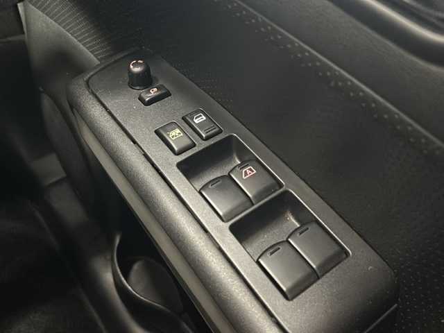 日産 エクストレイル 20Xtt 静岡県 2012(平24)年 10.1万km ダイヤモンドブラック 社外ナビ/・CD/DVD/SD/Bluetooth/ipod/USB/・ラジオ/フルセグTV/主要装備/・クルーズコントロール　/・シートヒーター　/・ＥＴＣ　/・オートライト　/・ダウンヒルアシストコントロール　/・フォグランプ　/・レーザーシート　/・横滑り防止装置　/・純正アルミホイール　/・パワーステアリング　/・パワーウィンドウ/・プッシュスタート/・スマートキー