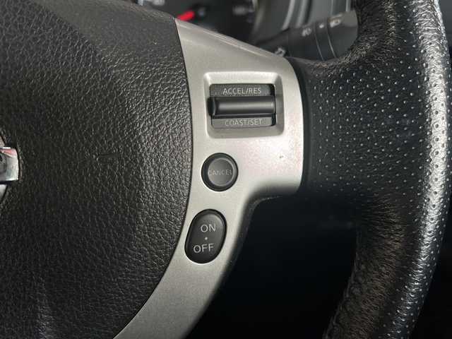 日産 エクストレイル 20Xtt 静岡県 2012(平24)年 10.1万km ダイヤモンドブラック 社外ナビ/・CD/DVD/SD/Bluetooth/ipod/USB/・ラジオ/フルセグTV/主要装備/・クルーズコントロール　/・シートヒーター　/・ＥＴＣ　/・オートライト　/・ダウンヒルアシストコントロール　/・フォグランプ　/・レーザーシート　/・横滑り防止装置　/・純正アルミホイール　/・パワーステアリング　/・パワーウィンドウ/・プッシュスタート/・スマートキー