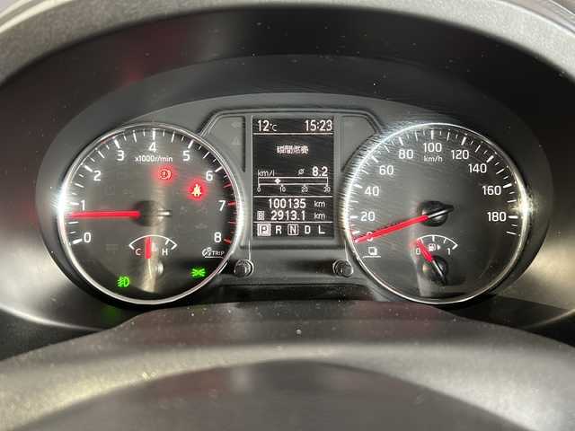 日産 エクストレイル 20Xtt 静岡県 2012(平24)年 10.1万km ダイヤモンドブラック 社外ナビ/・CD/DVD/SD/Bluetooth/ipod/USB/・ラジオ/フルセグTV/主要装備/・クルーズコントロール　/・シートヒーター　/・ＥＴＣ　/・オートライト　/・ダウンヒルアシストコントロール　/・フォグランプ　/・レーザーシート　/・横滑り防止装置　/・純正アルミホイール　/・パワーステアリング　/・パワーウィンドウ/・プッシュスタート/・スマートキー