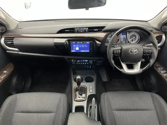 トヨタ ハイラックス Z 愛知県 2021(令3)年 1.1万km スーパーホワイトⅡ 純正ナビ　バックカメラ　ＡＥＲＯＫＬＡＳキャノピー　ＪＢＬスピーカー　ＥＴＣ　純正ドラレコ　ＢＡＴＴＬＥＺリフトアップサス　ＧＲサイドステップ　純正オーバーフェンダー　ＴＲＤフィルム　衝突軽減　純正パーツ純正AW積込　保証書　ワンオナ　禁煙車　ブロックタイヤ　コーナーセンサー　ヘッドライトウォッシャー　コーナーセンサー　社外シフトノブ　社外ステアリング