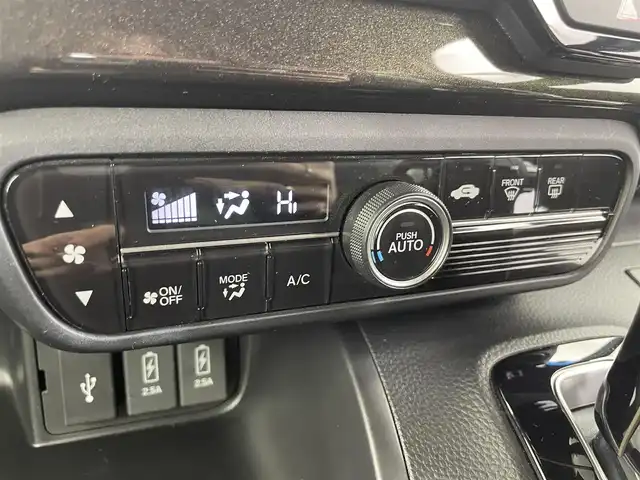 ホンダ Ｎ ＢＯＸ カスタム G L ターボ ホンダセンシング 富山県 2018(平30)年 7.1万km プラチナホワイトパール ターボ/純正ナビ/（AM/FM/BT/TV/Apple Car Play)/フルセグテレビ/バックカメラ/純正フロントドライブレコーダー/レーンキープアシスト/衝突被害軽減システム/カーテンエアバック/レーダークルーズコントロール/オートライト/ウィンカーミラー/ドアバイザー/プッシュスタート/ハーフレザーシート/ベンチシート/両側パワースライドドア/スマートキー×2/ETC