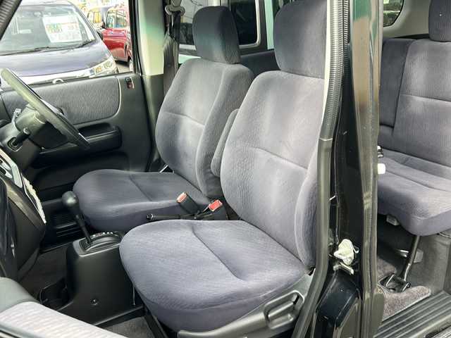 ホンダ バモス L ローダウン 静岡県 2011(平23)年 7.2万km ナイトホークブラックパール 純正メモリナビ/・CD/・DVD/・ワンセグＴＶ/・USB/・AM/・FM/主要装備/・両側パワスラ/・ETC/・純正フロアマット/・純正アルミホイール/・スペアキー1本