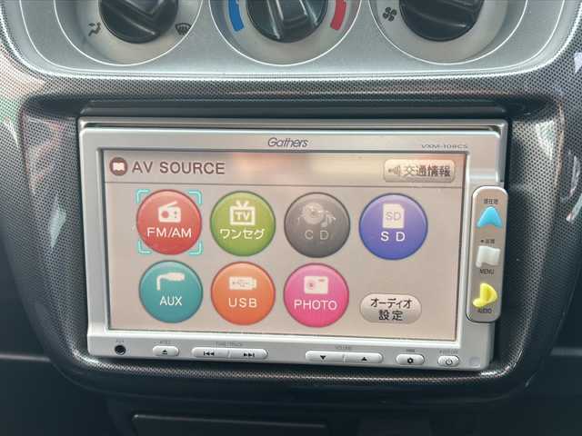 ホンダ バモス L ローダウン 静岡県 2011(平23)年 7.2万km ナイトホークブラックパール 純正メモリナビ/・CD/・DVD/・ワンセグＴＶ/・USB/・AM/・FM/主要装備/・両側パワスラ/・ETC/・純正フロアマット/・純正アルミホイール/・スペアキー1本