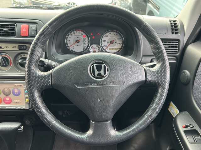 ホンダ バモス L ローダウン 静岡県 2011(平23)年 7.2万km ナイトホークブラックパール 純正メモリナビ/・CD/・DVD/・ワンセグＴＶ/・USB/・AM/・FM/主要装備/・両側パワスラ/・ETC/・純正フロアマット/・純正アルミホイール/・スペアキー1本