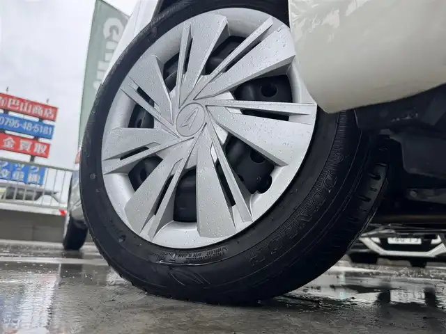 ダイハツ ミラ イース X SAⅢ 兵庫県 2022(令4)年 1万km ホワイト スマートアシスト3/距離9300km/キーレスキー/フロアマット/コーナーセンサー/オートライト/ハイビームアシスト/アイドリングストップ