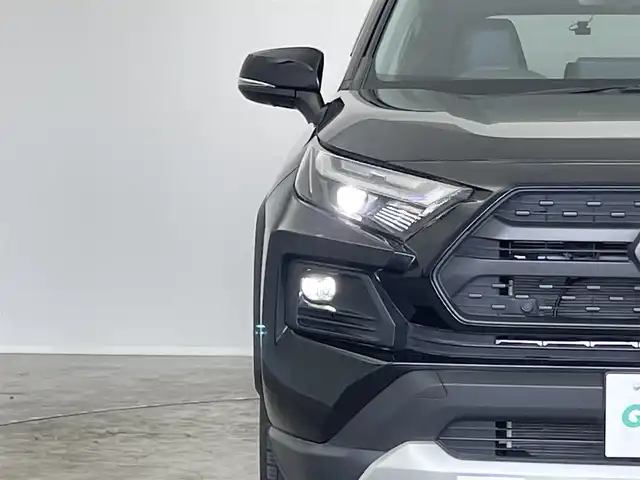 トヨタ ＲＡＶ４ ハイブリッド アドベンチャー 埼玉県 2023(令5)年 1.2万km アティチュードブラックマイカ 純正ディスプレイオーディオ　パノラミックビューモニター　ＢＳＭ　ビルトインＥＴＣ２．０　セーフティセンス　レーダークルーズ　メモリシート　シートヒーター　ベンチレーション　ステアリングヒーター　ＴＶ