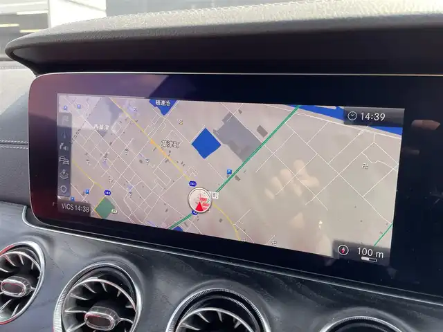 メルセデス・ベンツ Ｅ２００ クーペ スポーツ 滋賀県 2020(令2)年 2.2万km ダイヤモンドホワイト レザーパッケージ/・本革シート/・パノラミックスライディングルーフ/・Burmesterサラウンドサウンドシステム/・エアバランスパッケージ/・レザーARTICOダッシュボード/・メモリー付パワーシート/・電動ランバーサポート/・電動チルト＆テレスコピックステアリング/・マルチビームLEDヘッドライト/・アダプティブハイビームアシスト・プラス/・イージーエントリー/レーダーセーフティパッケージ/・アクティブディスタンスアシスト・ディストロニック/・アクティブステアリングアシスト/・アクティブレーンチェンジングアシスト/・アクティブエマージェンシーストップアシスト/・PRE-SAFE/・アクティブブレーキアシスト/・PRE-SAFEサウンド/・緊急回避補助システム/・渋滞時緊急ブレーキ機能/・アクティブブラインドスポットアシスト/・アクティブレーンキーピングアシスト/・PRE-SAFEプラス/・トラフィックサインアシスト/COMANDシステム/(Bluetooth/CarPlay/フルセグ)/360°カメラ/アダプティブクルーズコントロール/シートヒーター/アンビエントライト/ETC2.0/純正ドライブレコーダー