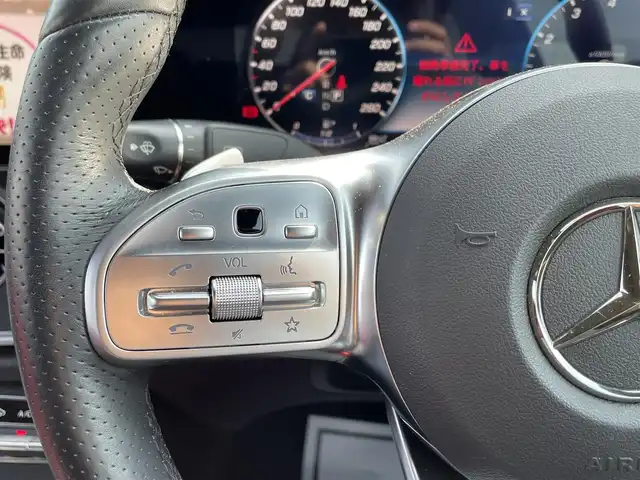 メルセデス・ベンツ Ｅ２００ クーペ スポーツ 滋賀県 2020(令2)年 2.2万km ダイヤモンドホワイト レザーパッケージ/・本革シート/・パノラミックスライディングルーフ/・Burmesterサラウンドサウンドシステム/・エアバランスパッケージ/・レザーARTICOダッシュボード/・メモリー付パワーシート/・電動ランバーサポート/・電動チルト＆テレスコピックステアリング/・マルチビームLEDヘッドライト/・アダプティブハイビームアシスト・プラス/・イージーエントリー/レーダーセーフティパッケージ/・アクティブディスタンスアシスト・ディストロニック/・アクティブステアリングアシスト/・アクティブレーンチェンジングアシスト/・アクティブエマージェンシーストップアシスト/・PRE-SAFE/・アクティブブレーキアシスト/・PRE-SAFEサウンド/・緊急回避補助システム/・渋滞時緊急ブレーキ機能/・アクティブブラインドスポットアシスト/・アクティブレーンキーピングアシスト/・PRE-SAFEプラス/・トラフィックサインアシスト/COMANDシステム/(Bluetooth/CarPlay/フルセグ)/360°カメラ/アダプティブクルーズコントロール/シートヒーター/アンビエントライト/ETC2.0/純正ドライブレコーダー
