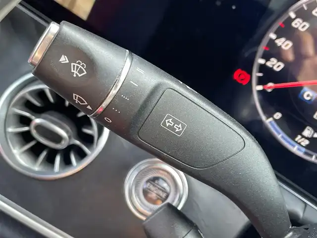 メルセデス・ベンツ Ｅ２００ クーペ スポーツ 滋賀県 2020(令2)年 2.2万km ダイヤモンドホワイト レザーパッケージ/・本革シート/・パノラミックスライディングルーフ/・Burmesterサラウンドサウンドシステム/・エアバランスパッケージ/・レザーARTICOダッシュボード/・メモリー付パワーシート/・電動ランバーサポート/・電動チルト＆テレスコピックステアリング/・マルチビームLEDヘッドライト/・アダプティブハイビームアシスト・プラス/・イージーエントリー/レーダーセーフティパッケージ/・アクティブディスタンスアシスト・ディストロニック/・アクティブステアリングアシスト/・アクティブレーンチェンジングアシスト/・アクティブエマージェンシーストップアシスト/・PRE-SAFE/・アクティブブレーキアシスト/・PRE-SAFEサウンド/・緊急回避補助システム/・渋滞時緊急ブレーキ機能/・アクティブブラインドスポットアシスト/・アクティブレーンキーピングアシスト/・PRE-SAFEプラス/・トラフィックサインアシスト/COMANDシステム/(Bluetooth/CarPlay/フルセグ)/360°カメラ/アダプティブクルーズコントロール/シートヒーター/アンビエントライト/ETC2.0/純正ドライブレコーダー