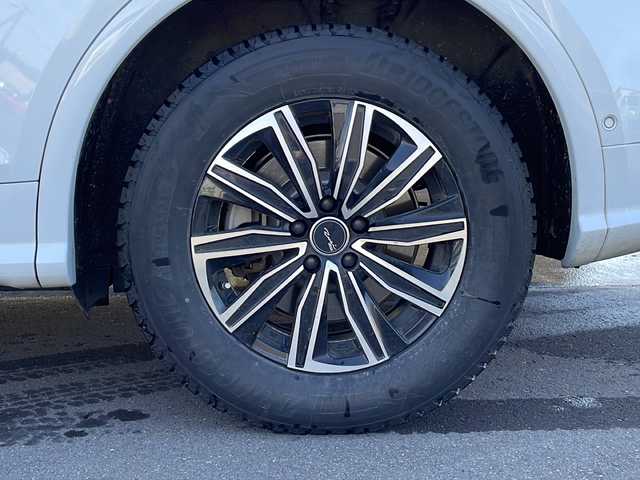 アウディ Ｑ５ 2．0TFSIクワトロ スポーツ 道北・旭川 2019(平31)年 9.2万km グレイシアホワイトメタリック /４WD//禁煙車//純正ナビ/CD/DVD/BT//アラウンドビューカメラ//ハーフレザーシート//運転席シートメモリー//前席パワーシート//前席シートヒーター//ETC//前後ドライブレコーダー//パワーバックドア//パドルシフト//LEDヘッドライト//オートライト//オートワイパー//パークアシスト//アウディプレセンス/エレクトロニカルパーキングブレーキ/アクティブレーンアシスト/アウディサイドアシスト/アダプティブクルーズコントロール//クリアランスソナー//パーキングシステムプラス//純正AW付夏タイヤ積込み//保証書//取説