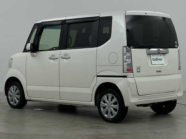 ホンダ Ｎ ＢＯＸ G SSパッケージ 道央・札幌 2017(平29)年 5.9万km プレミアムホワイトパールⅡ ・4WD/・純正ナビ/　CD/DVD/BT/SD/・フルセグTV/・バックカメラ/・両側パワースライドドア /・前席シートヒーター/・ビルトインETC/・プッシュスタート/・スマートキー/・オートライト/・HIDヘッドライト/・オートリトラミラー/・ミラーヒーター/・スペアキー/・積込タイヤ