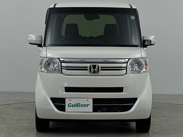 ホンダ Ｎ ＢＯＸ G SSパッケージ 道央・札幌 2017(平29)年 5.9万km プレミアムホワイトパールⅡ ・4WD/・純正ナビ/　CD/DVD/BT/SD/・フルセグTV/・バックカメラ/・両側パワースライドドア /・前席シートヒーター/・ビルトインETC/・プッシュスタート/・スマートキー/・オートライト/・HIDヘッドライト/・オートリトラミラー/・ミラーヒーター/・スペアキー/・積込タイヤ