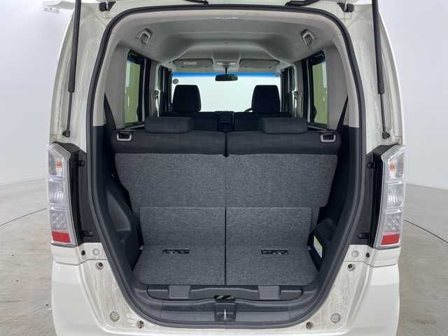 ホンダ Ｎ ＢＯＸ G SSパッケージ 道央・札幌 2017(平29)年 5.9万km プレミアムホワイトパールⅡ ・4WD/・純正ナビ/　CD/DVD/BT/SD/・フルセグTV/・バックカメラ/・両側パワースライドドア /・前席シートヒーター/・ビルトインETC/・プッシュスタート/・スマートキー/・オートライト/・HIDヘッドライト/・オートリトラミラー/・ミラーヒーター/・スペアキー/・積込タイヤ