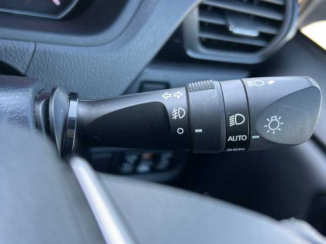 トヨタ ヴォクシー ZS 煌Ⅱ 岐阜県 2021(令3)年 4.3万km ブラック 登録時走行距離：42229km/ワンオーナー/純正１０インチナビ（NSZT-ZA4T）/バックカメラ/フルセグテレビ・Bluetooth/クルーズコントロール/トヨタセーフティーセンス/レーンディパーチャーアラート/コーナーセンサー/クルーズコントロール/両側パワースライドドア/LEDヘッドライト/オートライト/オートマチックハイビーム/ビルトインETC/ハーフレザーシート/純正16インチアルミホイール/プッシュスタート/スマートキー/保証書