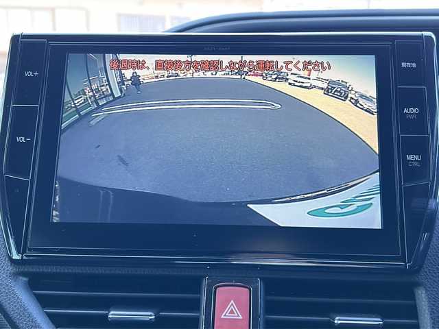 トヨタ ヴォクシー ZS 煌Ⅱ 岐阜県 2021(令3)年 4.3万km ブラック 登録時走行距離：42229km/ワンオーナー/純正１０インチナビ（NSZT-ZA4T）/バックカメラ/フルセグテレビ・Bluetooth/クルーズコントロール/トヨタセーフティーセンス/レーンディパーチャーアラート/コーナーセンサー/クルーズコントロール/両側パワースライドドア/LEDヘッドライト/オートライト/オートマチックハイビーム/ビルトインETC/ハーフレザーシート/純正16インチアルミホイール/プッシュスタート/スマートキー/保証書