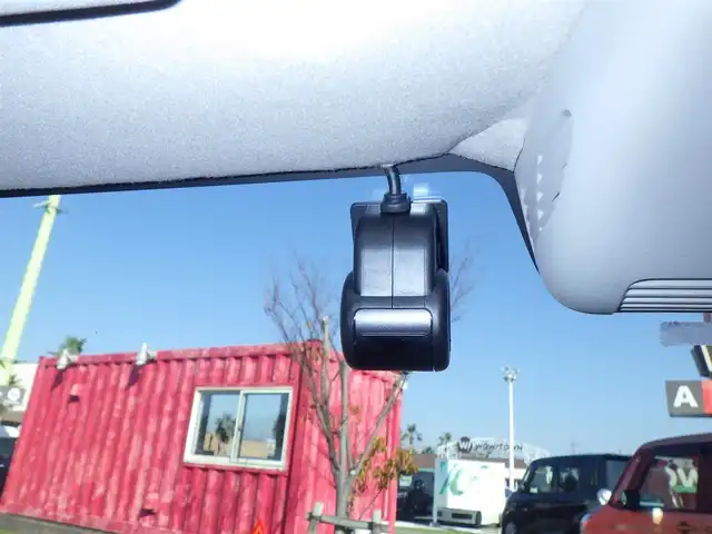 スズキ ラパン ＬＣ X 千葉県 2024(令6)年 3.1万km テラコッタピンクメタリック/アーバンブラウン 2トーン デュアルカメラブレーキサポート/社外メモリーナビ/【DVD/CD再生機能　Bluetooth接続】/バックカメラ/ドライブレコーダー（前後撮影）/ハーフレザーシート/前席シートヒーター/革巻きステアリング/ステアリングスイッチ/LEDヘッドライト/ウインカーミラー/リアコーナーセンサー/純正14インチアルミホイル/携帯リモコン