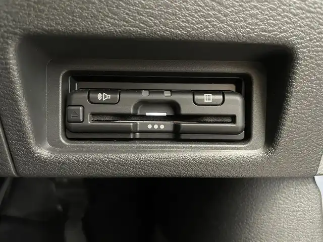 日産 サクラ X 鹿児島県 2023(令5)年 1.1万km ライトブルー ナビ/(フルセグTV/Bluetooth/DVD/CD)/インテリジェント エマージェンシーブレーキ/踏み間違い衝突防止アシスト/インテリジェント LI（車線逸脱防止支援システム）/インテリジェント FCW（前方衝突予測警報）/インテリジェント DA（ふらつき警報）/標識検知機能/先行車発進お知らせ/電動パーキングブレーキ/オートブレーキホールド/ETC/純正アルミホイール/純正フロアマット/LEDヘッドライト/スマートキー