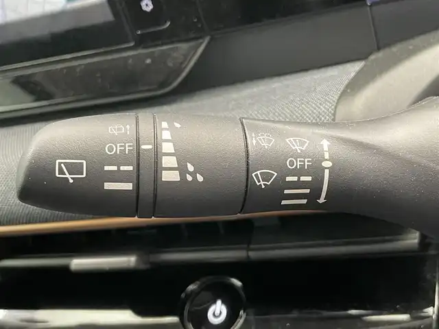 日産 サクラ X 鹿児島県 2023(令5)年 1.1万km ライトブルー ナビ/(フルセグTV/Bluetooth/DVD/CD)/インテリジェント エマージェンシーブレーキ/踏み間違い衝突防止アシスト/インテリジェント LI（車線逸脱防止支援システム）/インテリジェント FCW（前方衝突予測警報）/インテリジェント DA（ふらつき警報）/標識検知機能/先行車発進お知らせ/電動パーキングブレーキ/オートブレーキホールド/ETC/純正アルミホイール/純正フロアマット/LEDヘッドライト/スマートキー