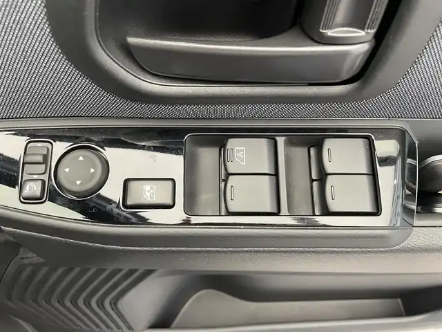 日産 サクラ X 鹿児島県 2023(令5)年 1.1万km ライトブルー ナビ/(フルセグTV/Bluetooth/DVD/CD)/インテリジェント エマージェンシーブレーキ/踏み間違い衝突防止アシスト/インテリジェント LI（車線逸脱防止支援システム）/インテリジェント FCW（前方衝突予測警報）/インテリジェント DA（ふらつき警報）/標識検知機能/先行車発進お知らせ/電動パーキングブレーキ/オートブレーキホールド/ETC/純正アルミホイール/純正フロアマット/LEDヘッドライト/スマートキー