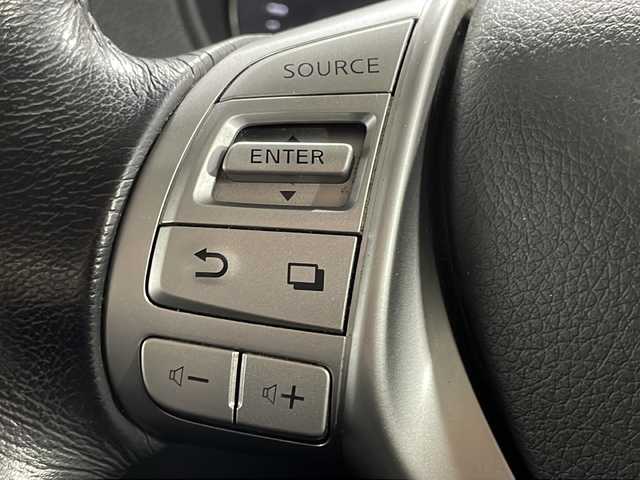 日産 エクストレイル 20Xt エマージェンシーブレーキ 広島県 2016(平28)年 5万km ダイヤモンドブラック 純正ナビ/アラウンドビューモニター/ブラインドスポットモニター/シートヒーター/電動リアゲート/ＥＴＣ/ＬＥＤヘッドライト/クルーズコントロール/ＤＶＤ/エマージェンシーブレーキ/レーンキープアシスト/フォグランプ/純正17インチアルミホイール(225/65/R17)/エアバッグ(運転席/助手席)