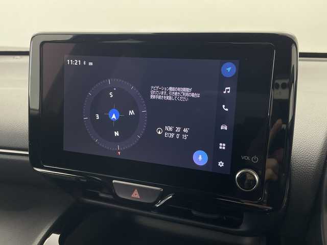 トヨタ ヤリスクロス ハイブリッド Z 群馬県 2025(令7)年 1.1万km プラチナホワイトパールマイカ 純正８型ナビ　/全周囲カメラ　/シートヒーター　/ハーフレザーシート　/ステアリングヒータ　/レーダークルーズコントロール　/ＥＴＣ２．０　/ＢＳＭ　/オートマチックハイビーム　/プリクラッシュセーフティシステム　/禁煙