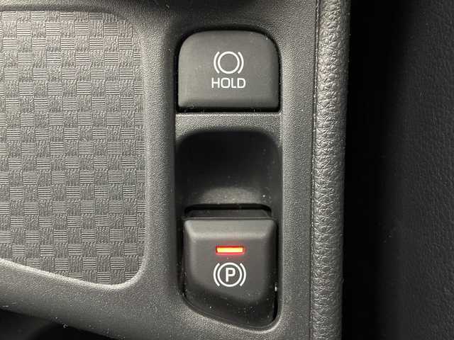 トヨタ ヤリスクロス ハイブリッド Z 群馬県 2025(令7)年 1.1万km プラチナホワイトパールマイカ 純正８型ナビ　/全周囲カメラ　/シートヒーター　/ハーフレザーシート　/ステアリングヒータ　/レーダークルーズコントロール　/ＥＴＣ２．０　/ＢＳＭ　/オートマチックハイビーム　/プリクラッシュセーフティシステム　/禁煙