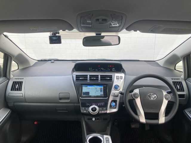 トヨタ プリウス α S Lセレクション 三重県 2012(平24)年 9.8万km ブラック (株)IDOMが運営する【じしゃロン四日市店】の自社ローン対象車両になります。こちらは現金ご利用時の価格です。自社ローンご希望の方は別途その旨お申付け下さい。/社外SDナビ（CD/BT/AM/FM）/バックカメラ/エンジンスタートボタン/スマートキー/ワンセグTV/前後ドライブレコーダー/LEDヘッドライト/社外16インチAW/社外フロアマット