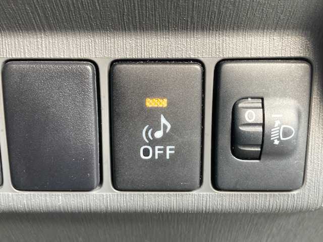 トヨタ プリウス α S Lセレクション 三重県 2012(平24)年 9.8万km ブラック (株)IDOMが運営する【じしゃロン四日市店】の自社ローン対象車両になります。こちらは現金ご利用時の価格です。自社ローンご希望の方は別途その旨お申付け下さい。/社外SDナビ（CD/BT/AM/FM）/バックカメラ/エンジンスタートボタン/スマートキー/ワンセグTV/前後ドライブレコーダー/LEDヘッドライト/社外16インチAW/社外フロアマット