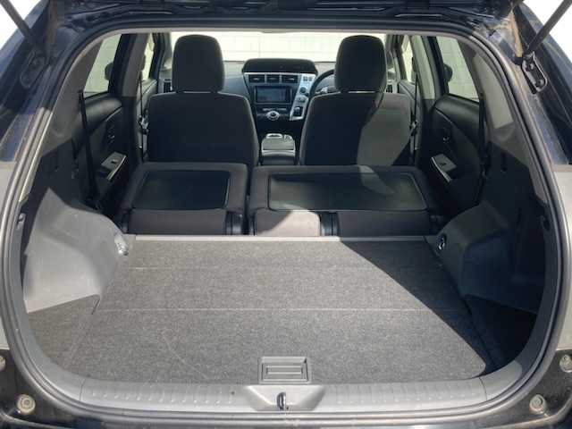 トヨタ プリウス α S Lセレクション 三重県 2012(平24)年 9.8万km ブラック (株)IDOMが運営する【じしゃロン四日市店】の自社ローン対象車両になります。こちらは現金ご利用時の価格です。自社ローンご希望の方は別途その旨お申付け下さい。/社外SDナビ（CD/BT/AM/FM）/バックカメラ/エンジンスタートボタン/スマートキー/ワンセグTV/前後ドライブレコーダー/LEDヘッドライト/社外16インチAW/社外フロアマット