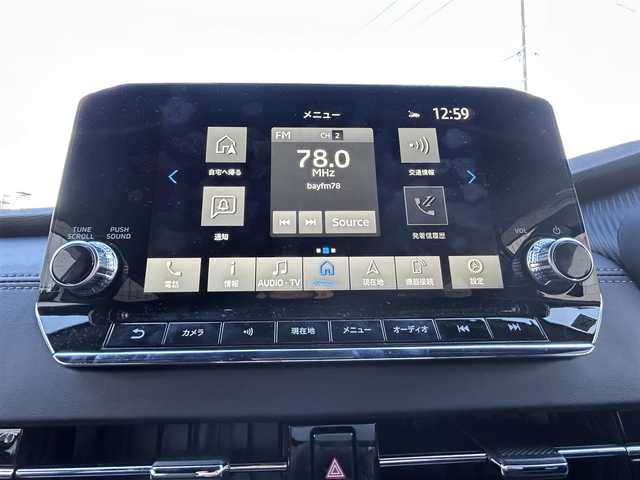 三菱 アウトランダー ＰＨＥＶ ブラックエディション 鹿児島県 2023(令5)年 0.3万km チタニウムグレーメタリック プッシュスタートキー/純正ナビ/・ナビゲーションディスプレイ/・USB/WI-FIナビ/・TV(フル)/・Bluetooth/・AM/・FM/フロント/サイド/バックカメラ/アラウンドビューモニター/ブレーキオートホールド/パワーバックドア/D席パワーシート/D/ N席シートヒーター/ドライブモード/プリクラッシュ/追従クルーズコントロール/コーナーセンサー/パドルシフト/アイドリングストップ/QI