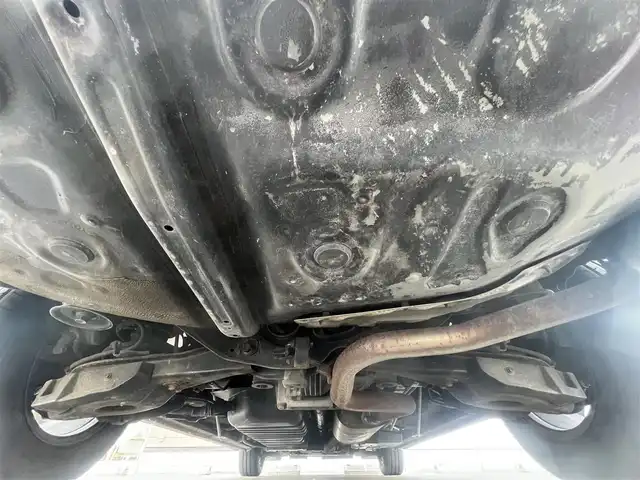 トヨタ アルファード S 秋田県 2015(平27)年 15.5万km スパークリングブラックパールクリスタルシャイン ４WD/両側パワスラ/LEDヘッドライト/社外ナビ/フルセグ/バックカメラ/社外アルミ/スマートキー/アイドリングストップ/コーナーセンサー/パーキングアシスト/プッシュスタート/ステアリングスイッチ/MTモード付AT/フリップダウンモニター/ドライブレコーダー/ETC/純正フロアマット/純正ドアバイザー/寒冷地仕様/オートライト/ダブルオートエアコン/横滑り防止/電動格納ウィンカーミラー