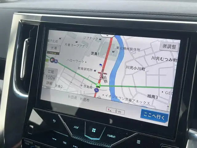 トヨタ アルファード S 秋田県 2015(平27)年 15.5万km スパークリングブラックパールクリスタルシャイン ４WD/両側パワスラ/LEDヘッドライト/社外ナビ/フルセグ/バックカメラ/社外アルミ/スマートキー/アイドリングストップ/コーナーセンサー/パーキングアシスト/プッシュスタート/ステアリングスイッチ/MTモード付AT/フリップダウンモニター/ドライブレコーダー/ETC/純正フロアマット/純正ドアバイザー/寒冷地仕様/オートライト/ダブルオートエアコン/横滑り防止/電動格納ウィンカーミラー