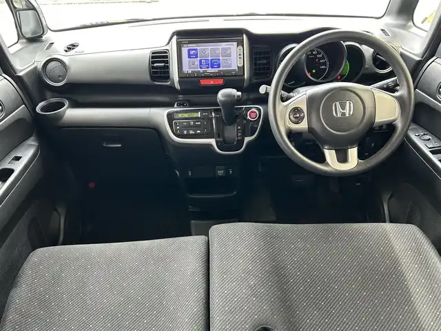 ホンダ Ｎ ＢＯＸ G SSパッケージ 兵庫県 2014(平26)年 8.1万km スマートブラック 純正ナビ(VXM-145VSi)/(CD/DVD/BT/SD)/ワンセグTV/ETC/バックカメラ/両側パワースライドドア/前方ドライブレコーダー/前席シートヒーター/ステアリングリモコン/スマートキー/スペアキー/電動格納ミラー/社外アルミ１３インチ/純正フロアマット/純正ドアバイザー