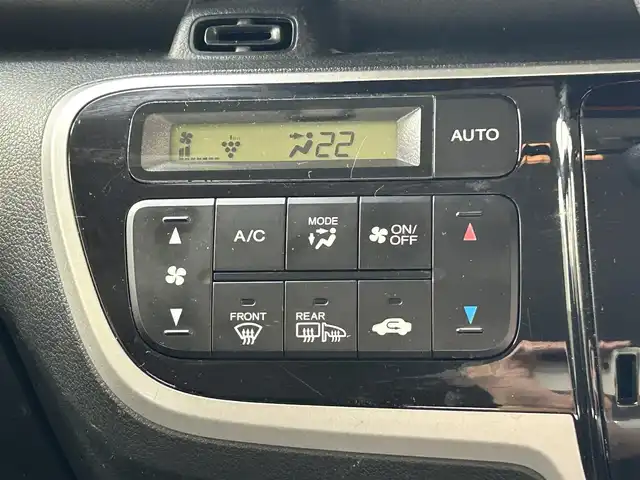 ホンダ Ｎ ＢＯＸ G SSパッケージ 兵庫県 2014(平26)年 8.1万km スマートブラック 純正ナビ(VXM-145VSi)/(CD/DVD/BT/SD)/ワンセグTV/ETC/バックカメラ/両側パワースライドドア/前方ドライブレコーダー/前席シートヒーター/ステアリングリモコン/スマートキー/スペアキー/電動格納ミラー/社外アルミ１３インチ/純正フロアマット/純正ドアバイザー