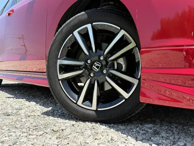 ホンダ フィット e:HEV RS 兵庫県 2023(令5)年 2.6万km プレミアムクリスタルレッドM 無限エアロ(F/S/RU)/純正9インチナビ/バックカメラ/フルセグTV/ビルトインETC/ハーフレザーシート