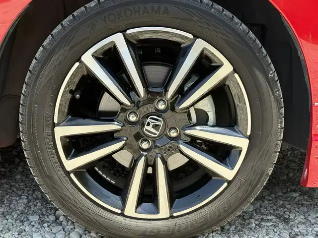 ホンダ フィット e:HEV RS 兵庫県 2023(令5)年 2.6万km プレミアムクリスタルレッドM 無限エアロ(F/S/RU)/純正9インチナビ/バックカメラ/フルセグTV/ビルトインETC/ハーフレザーシート