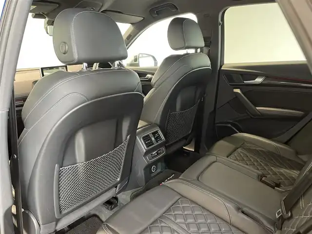 アウディ ＳＱ５ 愛知県 2018(平30)年 6万km 紺Ｍ ＢＡＮＧ＆ＯＬＵＦＳＥＮサウンド　/ファインナッパレザー　/バーチャコクピット　/マトリクスＬＥＤヘッドライト/純正ナビ　/フルセグＴＶ　/Ｂｌｕｅｔｏｏｔｈ　/３６０度カメラ　/ＡＣＣ　/ＬＫＡ　/ＢＳＭ　/シートヒーター　/パワーバックドア/ドライブレコーダー/プッシュスタート/ウィンカーミラー/アイドリングストップ