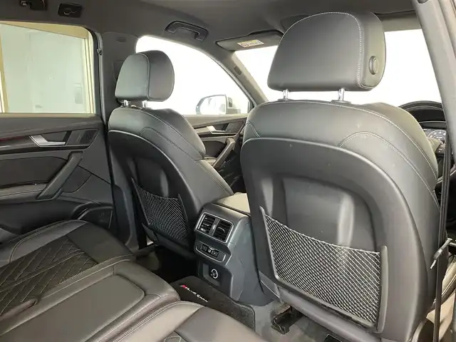 アウディ ＳＱ５ 愛知県 2018(平30)年 6万km 紺Ｍ ＢＡＮＧ＆ＯＬＵＦＳＥＮサウンド　/ファインナッパレザー　/バーチャコクピット　/マトリクスＬＥＤヘッドライト/純正ナビ　/フルセグＴＶ　/Ｂｌｕｅｔｏｏｔｈ　/３６０度カメラ　/ＡＣＣ　/ＬＫＡ　/ＢＳＭ　/シートヒーター　/パワーバックドア/ドライブレコーダー/プッシュスタート/ウィンカーミラー/アイドリングストップ