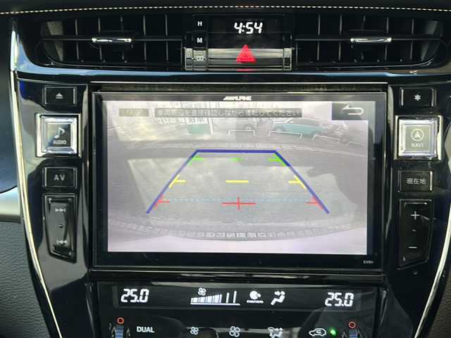 トヨタ ハリアー プレミアム 静岡県 2017(平29)年 9万km 黒 ナビ/・Bluetooth/CD/DVD/SD/USB/HDMI/・ラジオ/フルセグTV/主要装備/・レーダークルーズコントロール　/・ドライブレコーダー　/・バックカメラ　/・テレスコピックステアリング　/・ＥＴＣ　/・レーンキープアシスト　/・オートライト　/・オートハイビーム　/・ハーフレザーシート　/・サンルーフ　/・パワーシート/・ステアリングリモコン/・フォグランプ/・プッシュスタート/・スマートキー/・コーナーセンサー/・LEDヘッドライト/・純正フロアマット/・純正アルミホイール