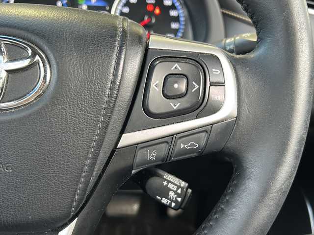 トヨタ ハリアー プレミアム 静岡県 2017(平29)年 9万km 黒 ナビ/・Bluetooth/CD/DVD/SD/USB/HDMI/・ラジオ/フルセグTV/主要装備/・レーダークルーズコントロール　/・ドライブレコーダー　/・バックカメラ　/・テレスコピックステアリング　/・ＥＴＣ　/・レーンキープアシスト　/・オートライト　/・オートハイビーム　/・ハーフレザーシート　/・サンルーフ　/・パワーシート/・ステアリングリモコン/・フォグランプ/・プッシュスタート/・スマートキー/・コーナーセンサー/・LEDヘッドライト/・純正フロアマット/・純正アルミホイール