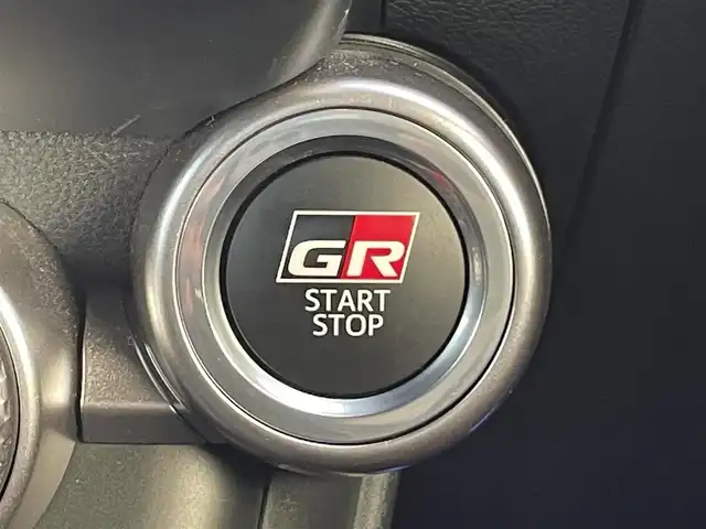 トヨタ ＧＲ８６ SZ 愛知県 2023(令5)年 1.6万km クリスタルブラックシリカ 「当店一押しカスタマイズGR86」/TEIN FLEX Z 車高調/TEIN 調整式スタビリンク/ロッソモデロ コルサ マフラー/SSR GTX03 アルミホイール（18インチ）/GR ドアハンドルプロテクター/ダックテール形状リアスポイラー/・KENWOOD 9インチメモリーナビ/・フルセグテレビ/・CD/DVD再生機能/・Bluetooth接続機能/・ミュージックサーバー(SD録音)/・カロッツェリアウーファー/・バックカメラ/・ETC(新セキュリティ対応)/・社外フロアマット/・純正LEDヘッドライト/・オートライト/・充電用USBポート/・スマートキー/・GRプッシュスタート/・デュアルオートエアコン（MAX AC付）