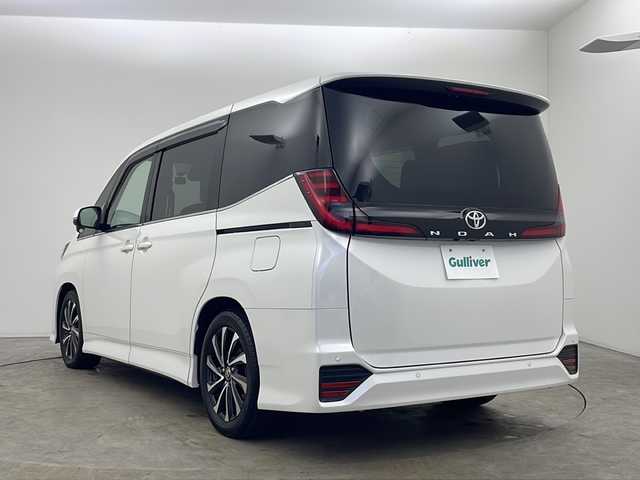 トヨタ ノア S－Z 秋田県 2023(令5)年 1.7万km ホワイトパールクリスタルシャイン ワンオーナー/４WD/純正メモリーナビ(Bluetooth/CD/DVD/フルセグ)/ヘットアップディスプレイ/バックカメラ/ETC2.0/デジタルインナーミラー/クルーズコントロール/クリアランスソナー/前席シートヒーター/ステアリングヒーター/前後ドライブレコーダー/前後コーナーセンサー/両側パワースライドドア/純正AW/サンシェード/HDMI端子/LEDヘッドライト/スマートキー