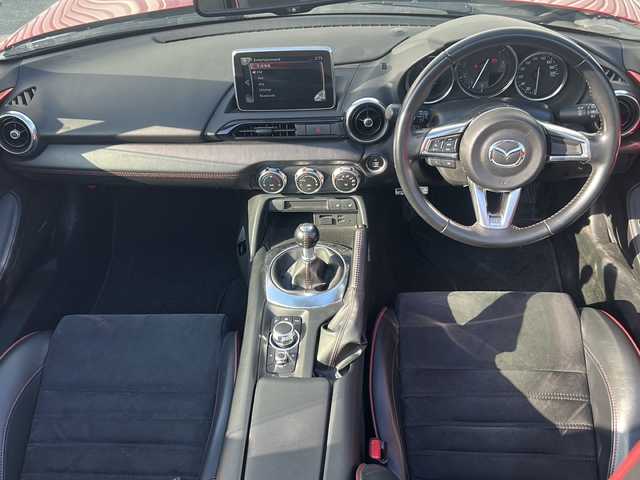 マツダ ロードスター RS 三重県 2016(平28)年 13.2万km ソウルレッドプレミアムメタリック 純正ナビ/ＢＳＭ/ＥＴＣ/スペアキー/シートヒーター/USB給電/レーンキープアシスト/LEDヘッドライト/ステアリングスイッチ/オートライト/RECAROシート/MT車/禁煙車