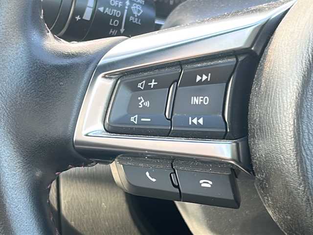 マツダ ロードスター RS 三重県 2016(平28)年 13.2万km ソウルレッドプレミアムメタリック 純正ナビ/ＢＳＭ/ＥＴＣ/スペアキー/シートヒーター/USB給電/レーンキープアシスト/LEDヘッドライト/ステアリングスイッチ/オートライト/RECAROシート/MT車/禁煙車