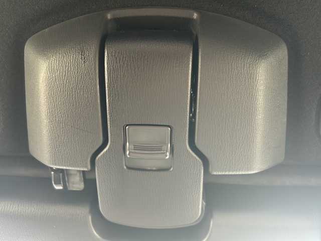 マツダ ロードスター RS 三重県 2016(平28)年 13.2万km ソウルレッドプレミアムメタリック 純正ナビ/ＢＳＭ/ＥＴＣ/スペアキー/シートヒーター/USB給電/レーンキープアシスト/LEDヘッドライト/ステアリングスイッチ/オートライト/RECAROシート/MT車/禁煙車