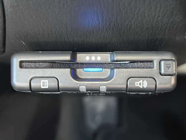 マツダ ロードスター RS 三重県 2016(平28)年 13.2万km ソウルレッドプレミアムメタリック 純正ナビ/ＢＳＭ/ＥＴＣ/スペアキー/シートヒーター/USB給電/レーンキープアシスト/LEDヘッドライト/ステアリングスイッチ/オートライト/RECAROシート/MT車/禁煙車