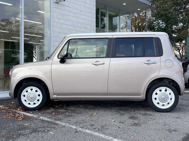 スズキ ラパン ショコラ X 鳥取県 2013(平25)年 5.6万km シャンパンピンクパール/メタリックホワイト ホワイトルーフ/専用インテリア/・合皮シート/本革巻ステアリング/KENWOOD彩速ナビ【MDV-Z701】/・フルセグ/Bluetooth/CD/DVD/バックカメラ/スマートキー/プッシュスタート/ETC/前後ドライブレコーダー/ABS/セキュリティアラーム/オートライト/キセノンヘッドライト/Wエアバック