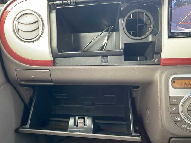 スズキ ラパン ショコラ X 鳥取県 2013(平25)年 5.6万km シャンパンピンクパール/メタリックホワイト ホワイトルーフ/専用インテリア/・合皮シート/本革巻ステアリング/KENWOOD彩速ナビ【MDV-Z701】/・フルセグ/Bluetooth/CD/DVD/バックカメラ/スマートキー/プッシュスタート/ETC/前後ドライブレコーダー/ABS/セキュリティアラーム/オートライト/キセノンヘッドライト/Wエアバック