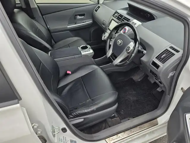 トヨタ プリウス α S Lセレクション 鹿児島県 2013(平25)年 14.8万km ホワイトパールクリスタルシャイン モデリスタエアロ　/社外ＳＤナビ（ＮＸ６１２）　/バックカメラ　/フルセグテレビ　/Ｃｌａｚｚｉｏレザーシートカバー　/前後コーナーセンサー　/プッシュスタート／スマートキー　/車両接近通報装置/エアバッグ(W+サイド)/カーテンエアバッグ/ハロゲンヘッドライト